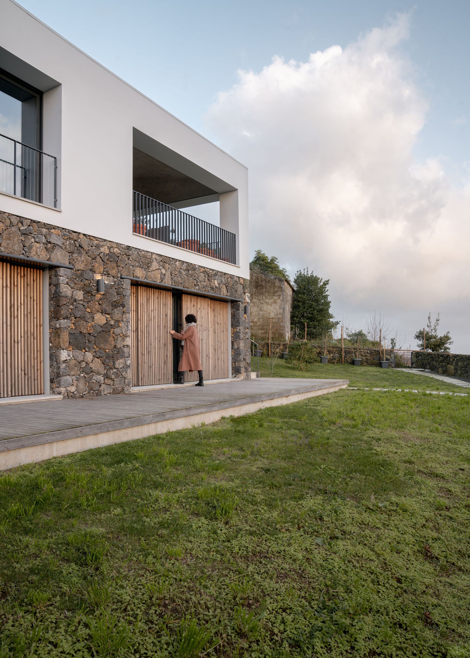 利夫拉门托大厦丨葡萄牙蓬塔德尔加达丨Mezzo Atelier-14