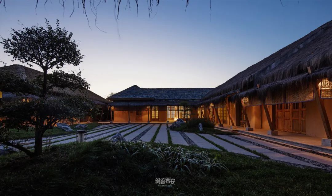 周文化主题民宿 | 原舍民宿,古朴自然的设计之美-39