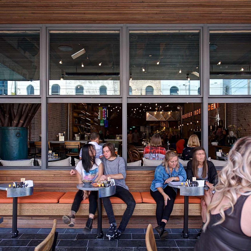 温莎马来西亚风格餐厅-1