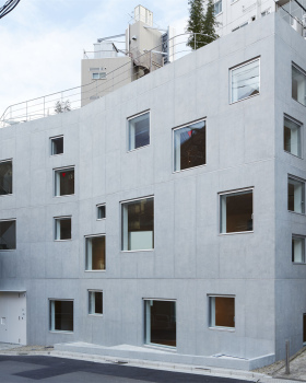 Florian Busch Architects丨办公建筑丨日本东京R4办公楼