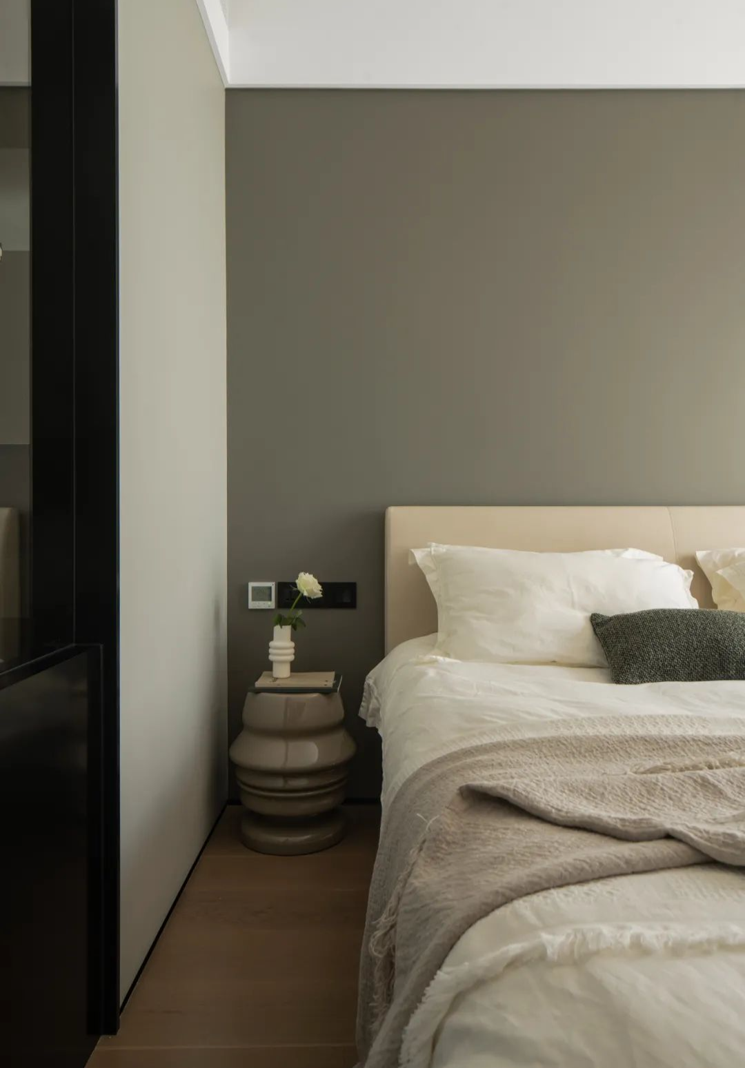 黑白空间碰撞 · 温州私宅·白麓城的理性与诗意丨中国温州丨温州未加软装设计,温州大墨空间设计-56