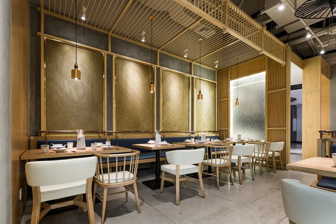 深圳卅卅串串店 | 简约精致，还原老成都风味-18