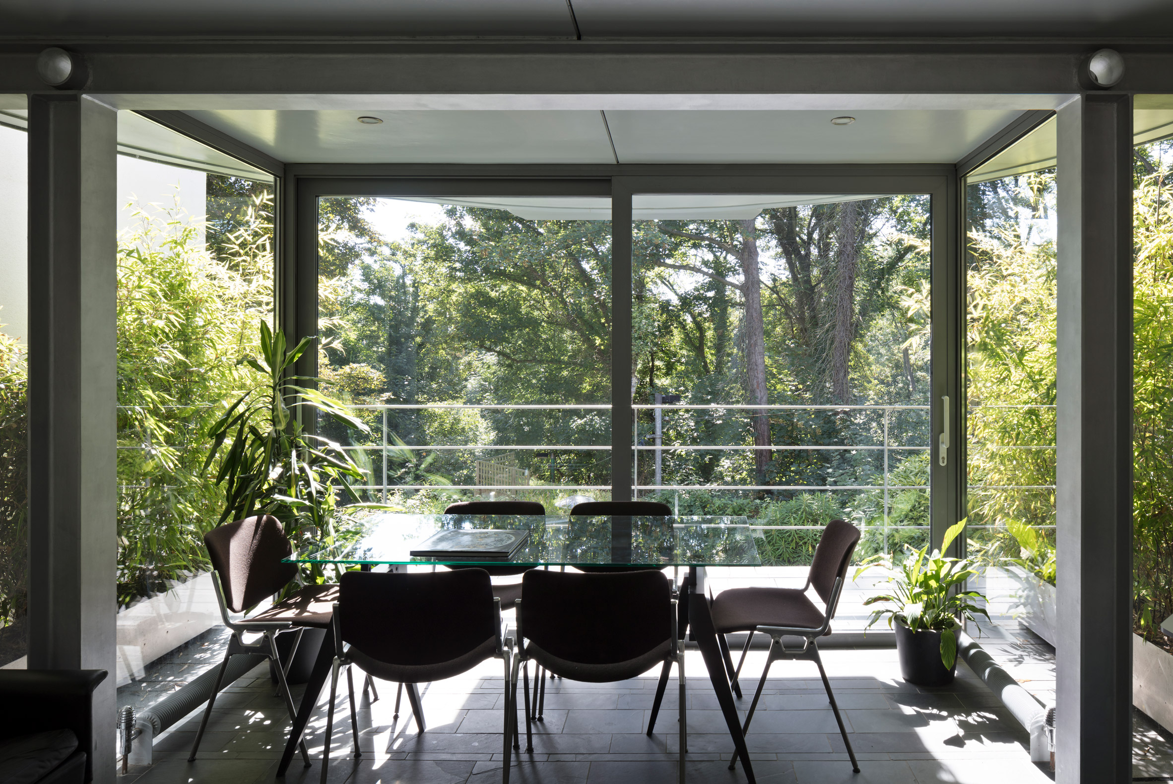 Michael Russum uses boatbuilding techniques to build "mystery vessel"-12