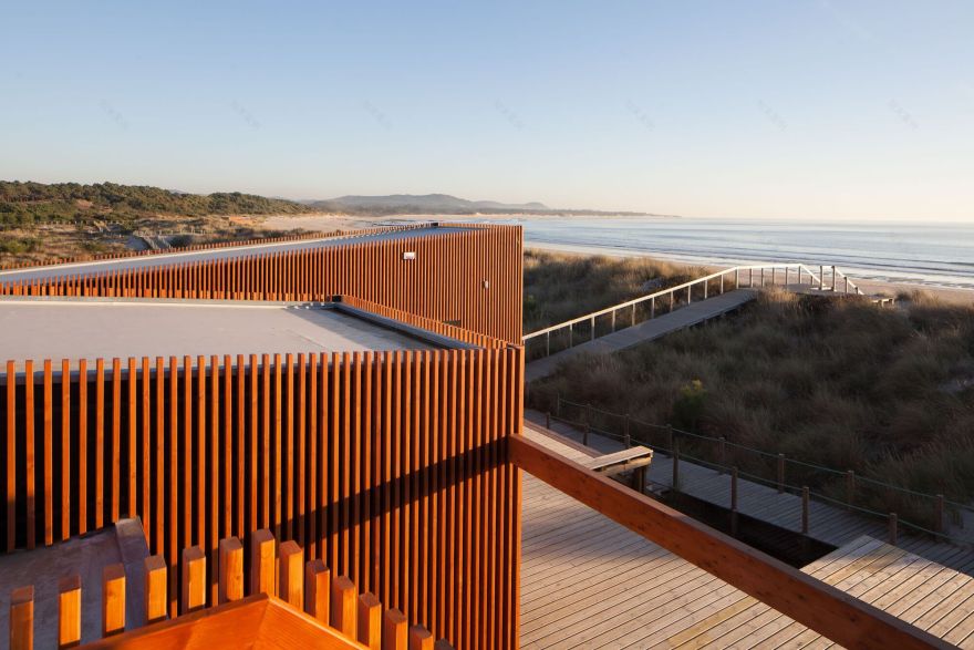 Support Center for Sports Activities / Branco Cavaleiro Architects-41