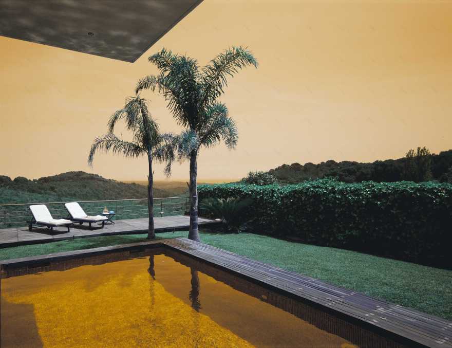 95 年建造的 Castelldefels 私人住宅设计-2