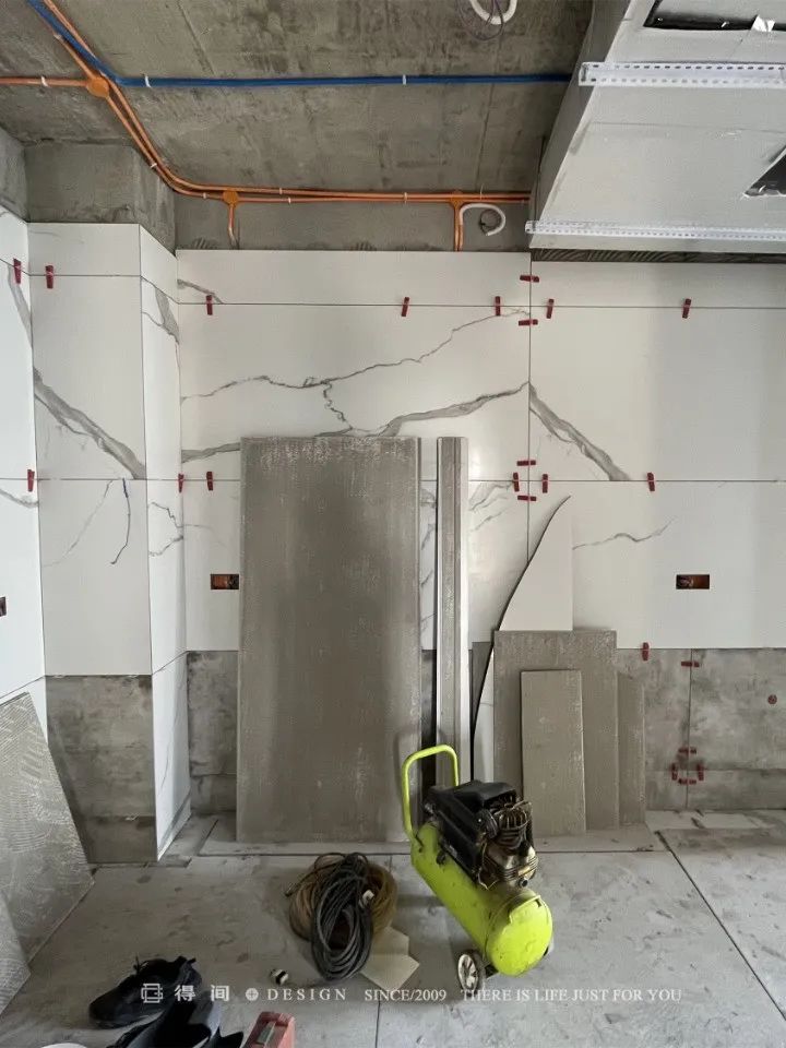 实景首发丨双餐厅、地台儿童房...用治愈系原木住宅给春日来信-216