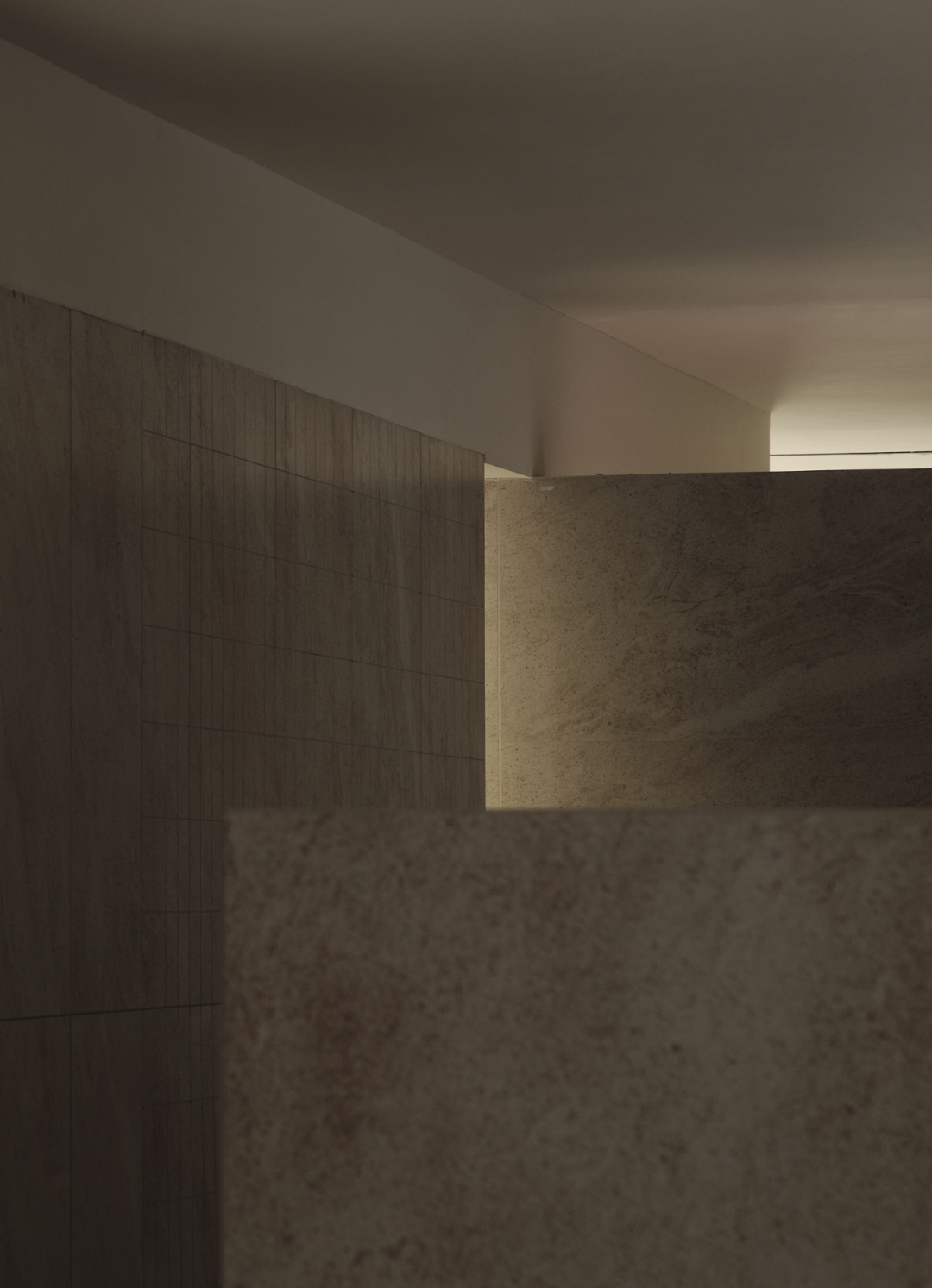 镜面延伸视觉的室内外结合展厅设计丨中国临沂丨尔我空间设计研究室-5