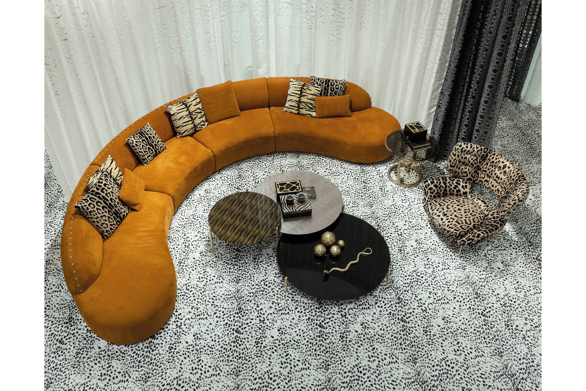 Roberto Cavalli Home Interiors: collezione 2023 | ONIRO Group-1