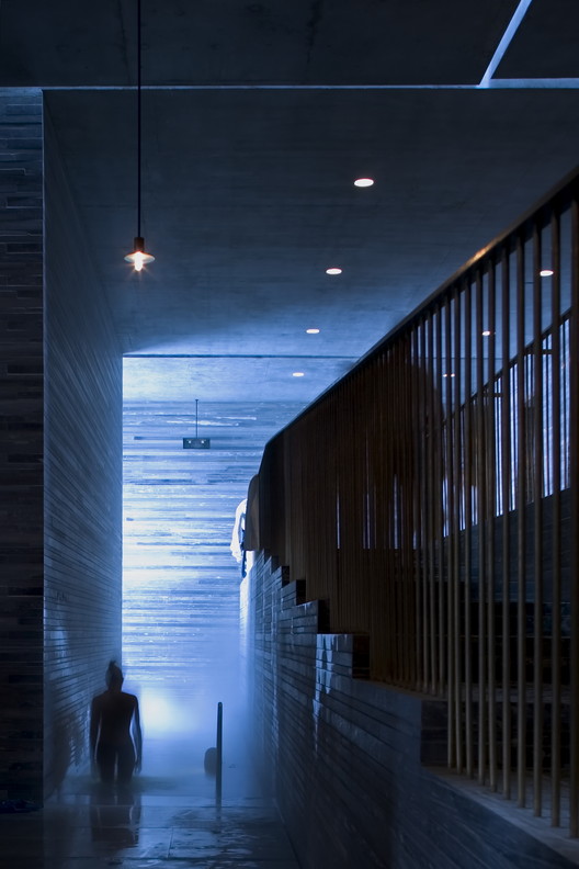 Peter Zumthor的Vals温泉浴场-55