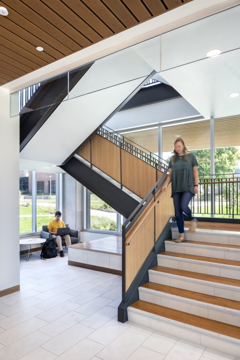 DePauw University 绿色环保宿舍设计-10