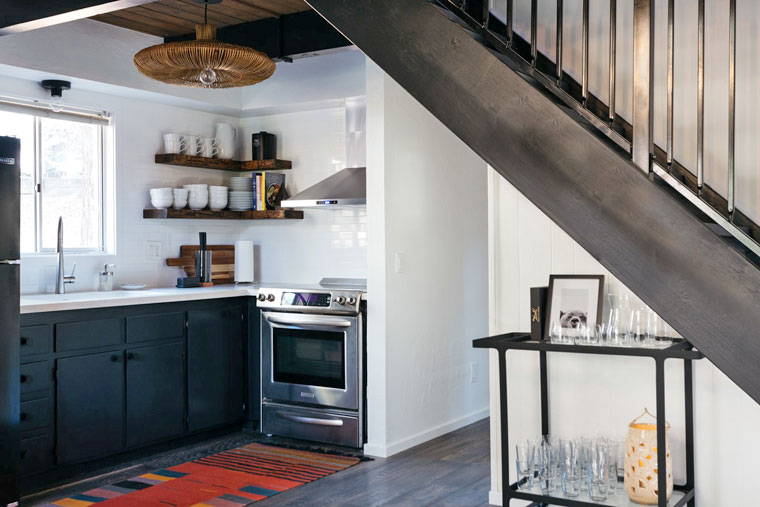 美国加州 80㎡森林系木质感阁楼民宿-5