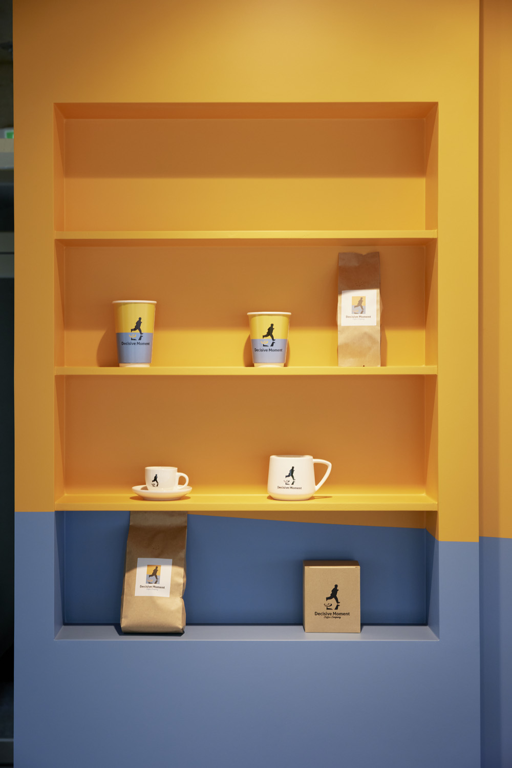 简约现代风 40 平咖啡店设计-13