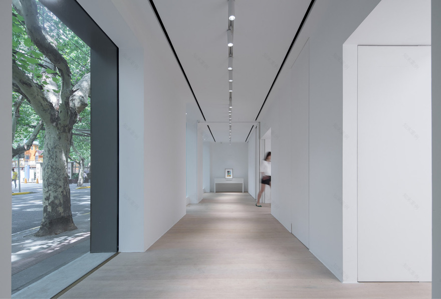 上海FIUFIU画廊 / 万社设计咨询(深圳)有限公司-16