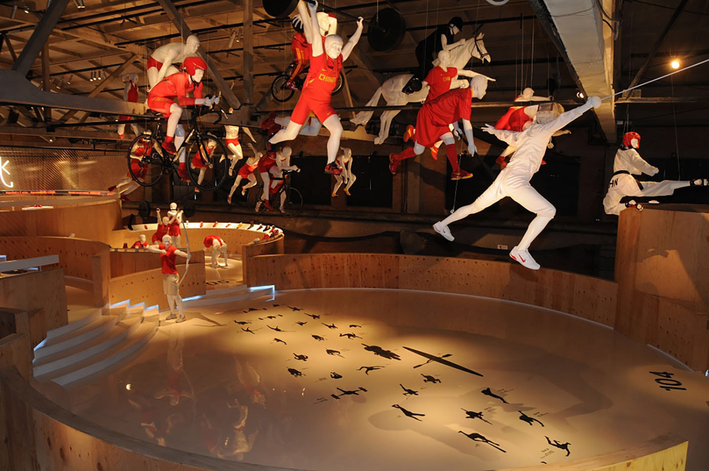 耐克 100+8 北京展 | 速度与轻盈的极致追求-9