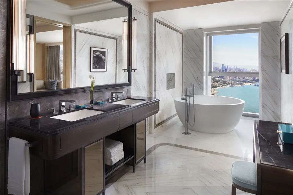 青岛瑞吉酒店丨中国青岛丨LTW-27