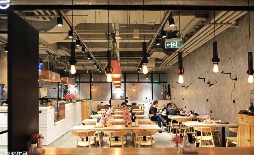 初夏花园 | 极简工业风餐厅设计-30