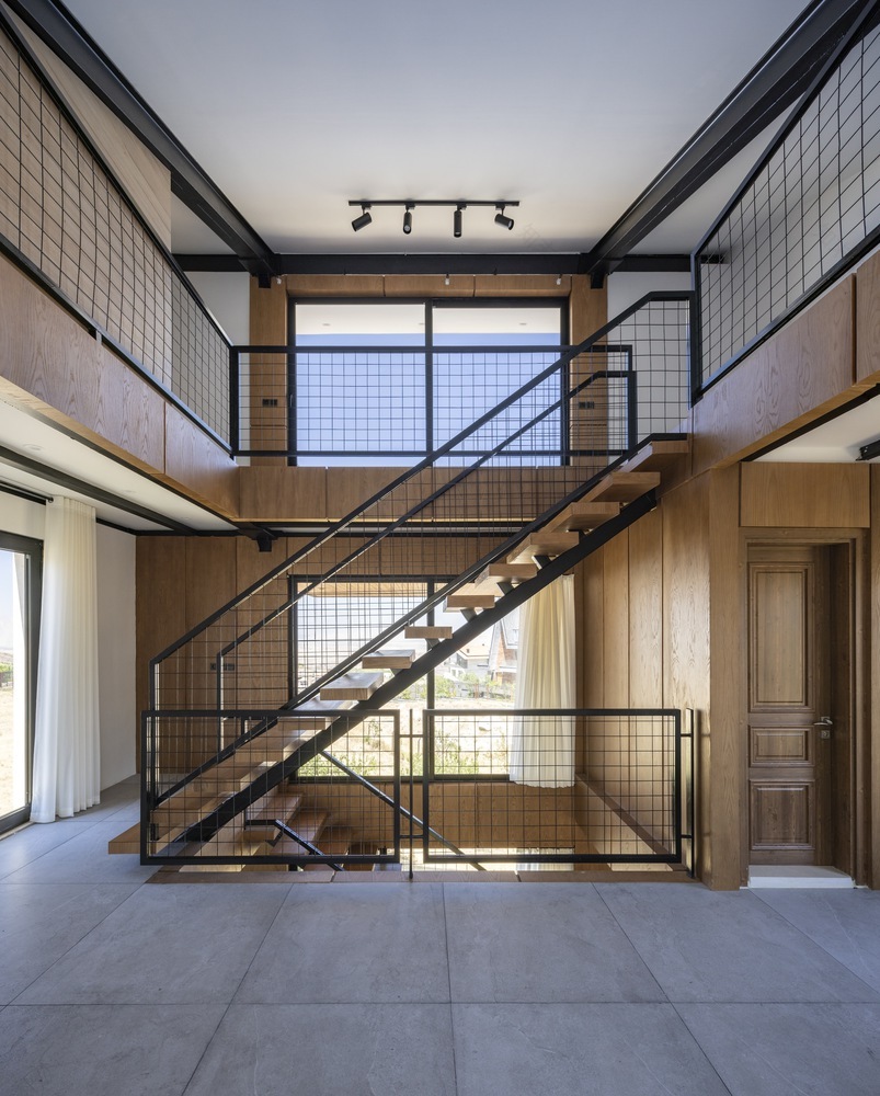 悬浮云端的白立方花园住宅-7