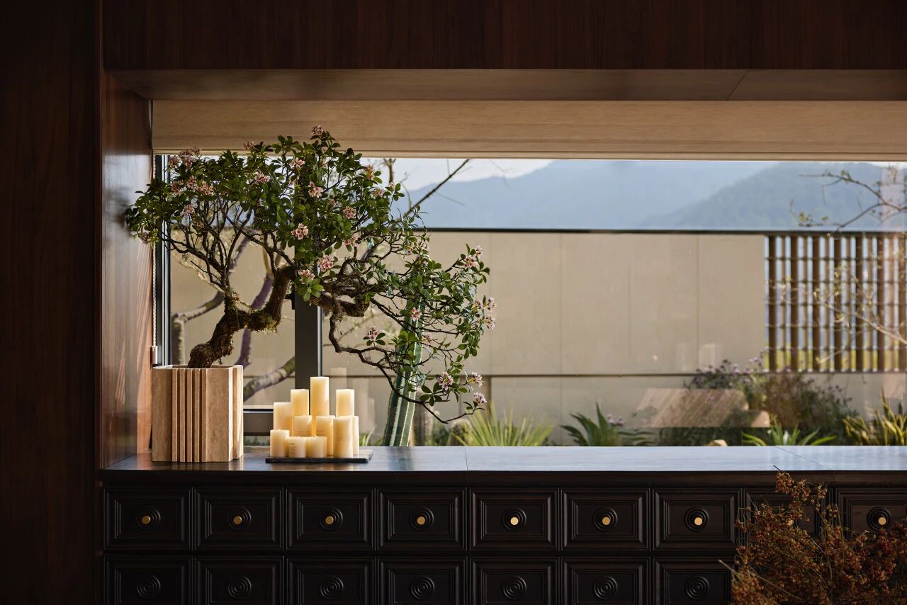 金地御湖颂丨中国广州丨硬装矩阵纵横,软装矩阵鸣翠-26