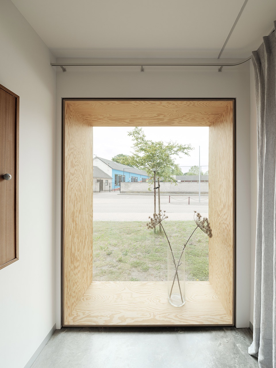 温迪和杰特的现代家居，比利时砖房蜕变-23