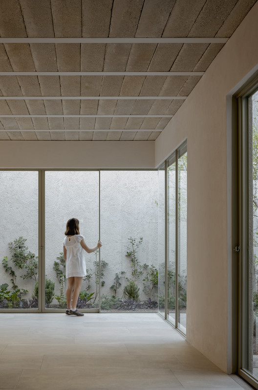 Par House · 镜像布局的现代住宅-16