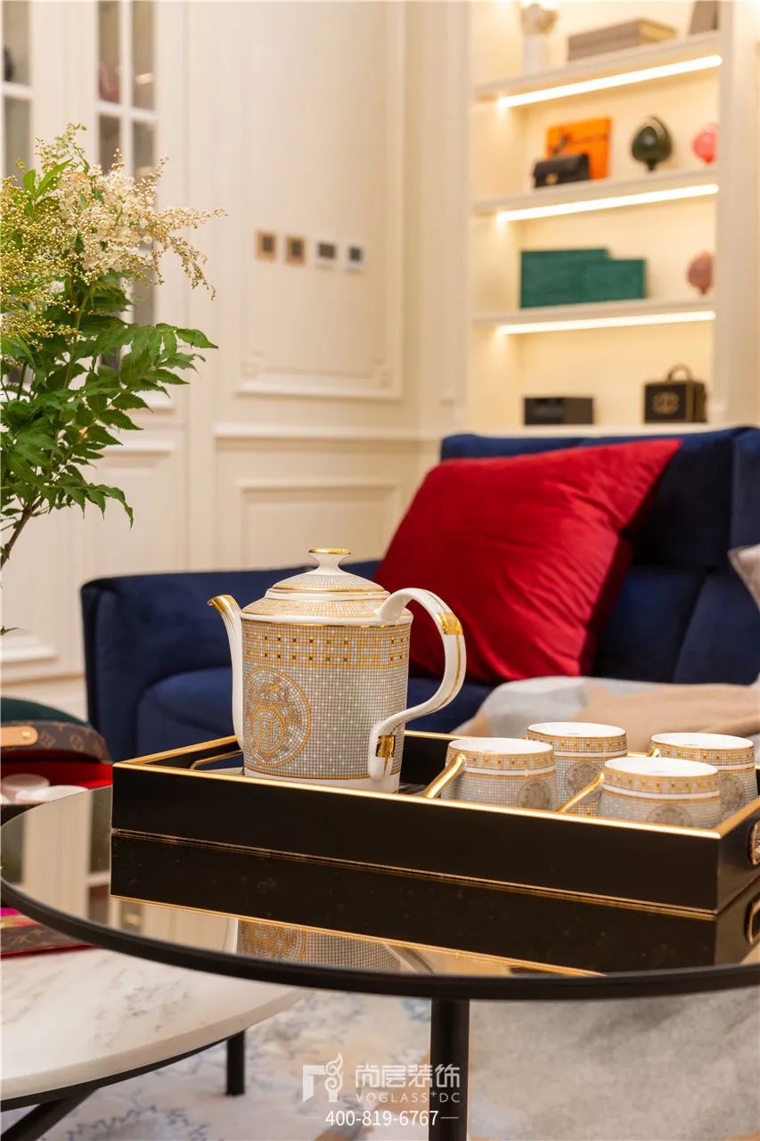 客厅不要电视，衣帽间放到地下，中式与法式混搭，我居然觉得很香...-71