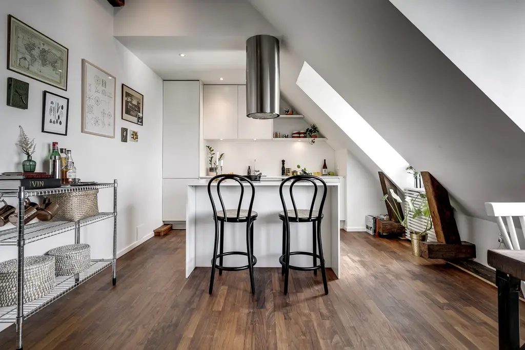 瑞典顶楼玻璃卧室 | 巧妙设计展现独特魅力-4