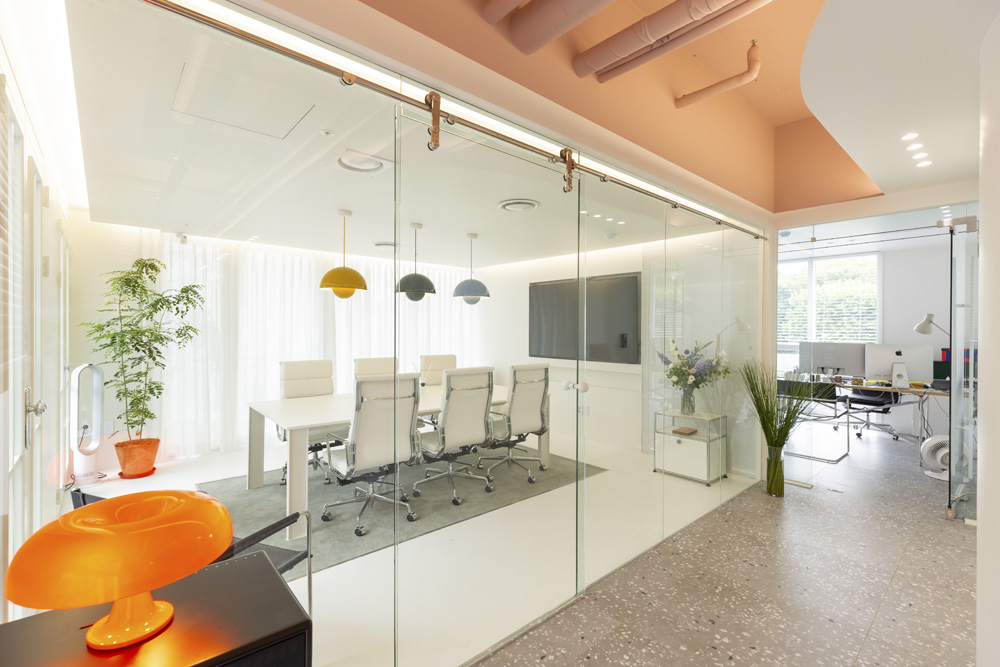 SHOWKET 办公室&工作室 | 74 平的极简咖啡馆式设计-12