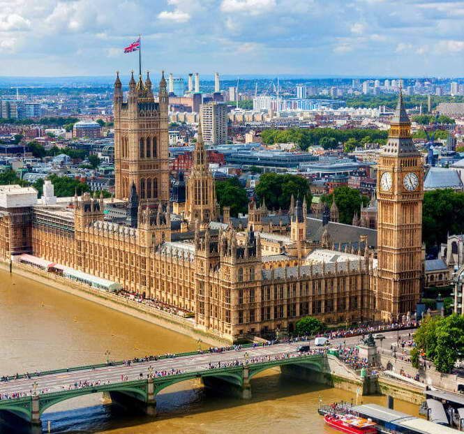 Пьюджин, английская неоготика – 40 фото интерьеров -43