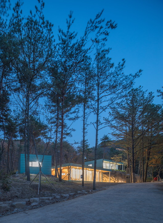 Busan Forest of Healing Visitor Center  Architects Group RAUM-4