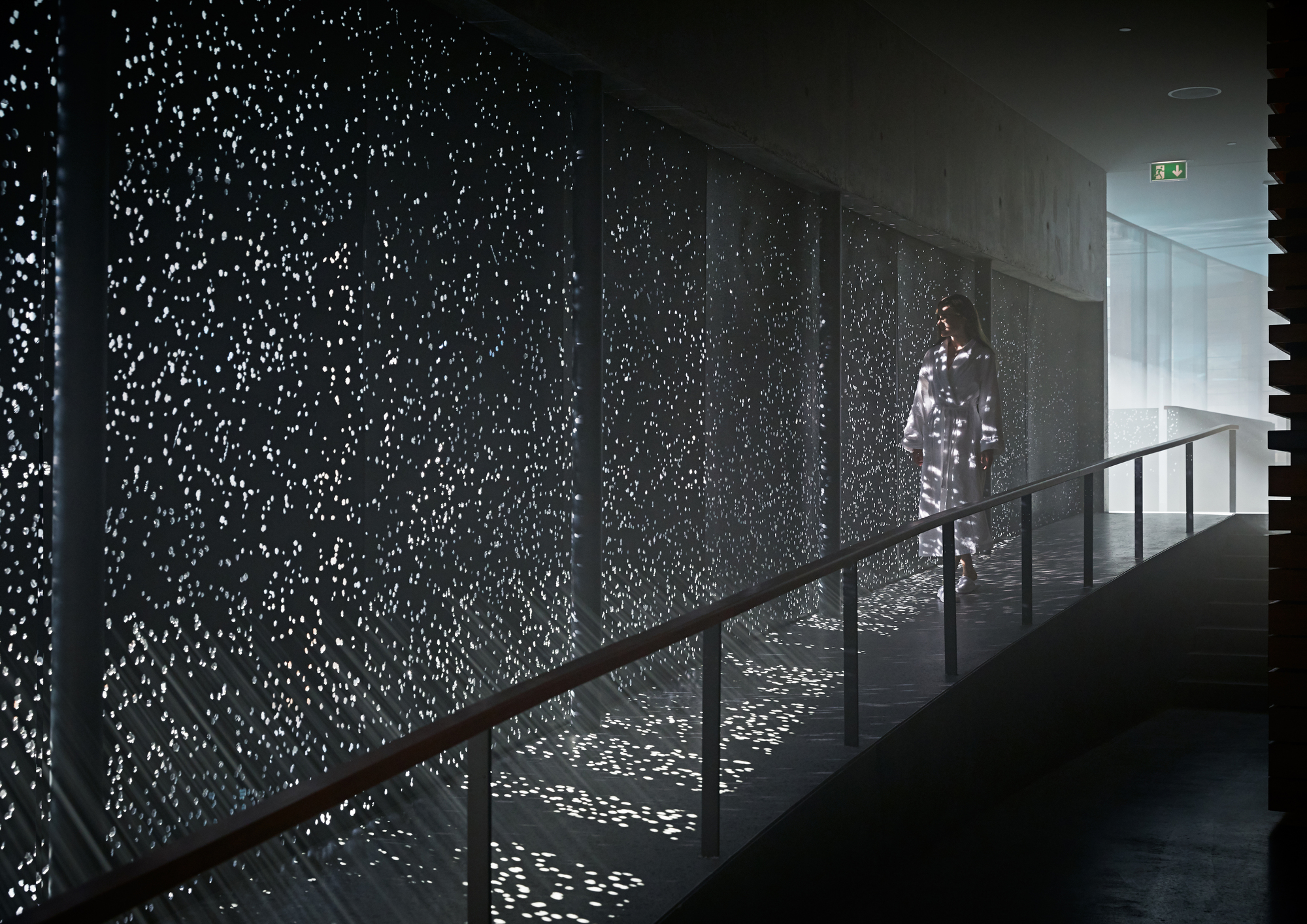 蓝色泻湖度假酒店丨BASALT Architects-14