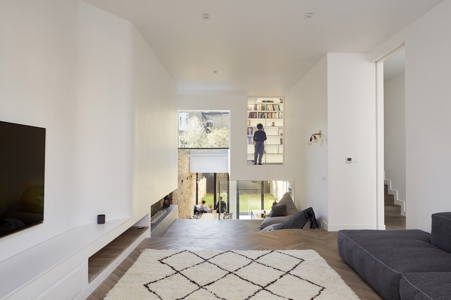 伦敦“情景之家” · 建筑师自宅翻新,打造亲子共享空间-42
