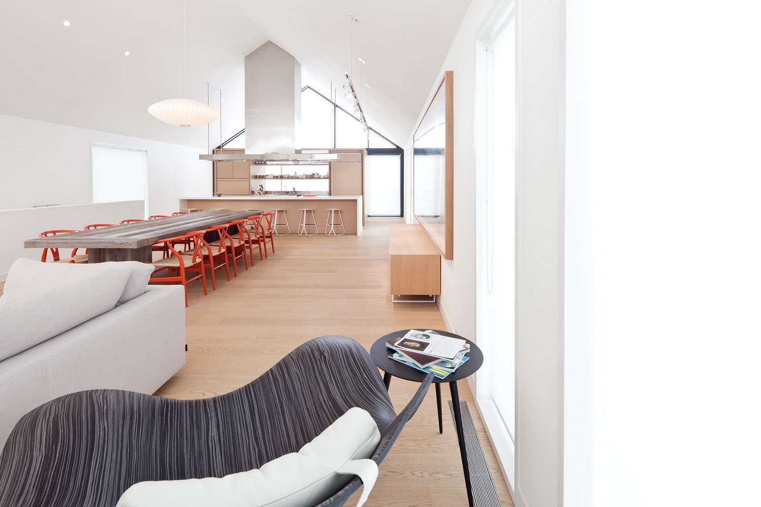 滑雪爱好者的现代艺术之家-12