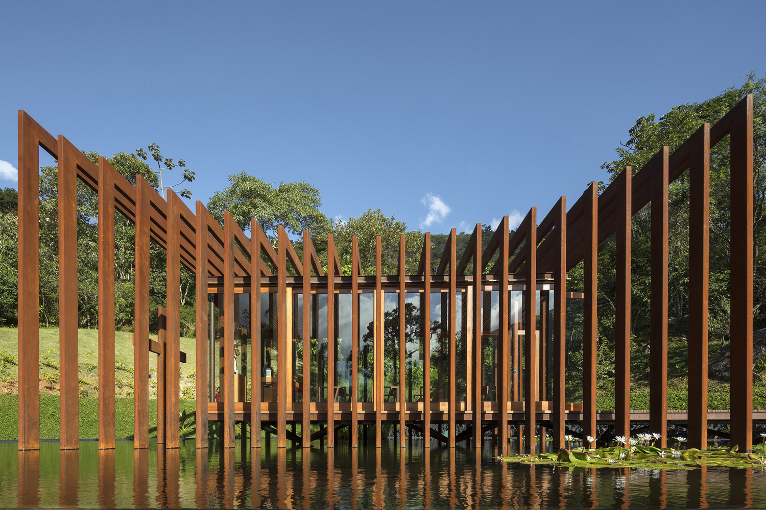 GN Chapel · 悬浮湖上的精神家园-31