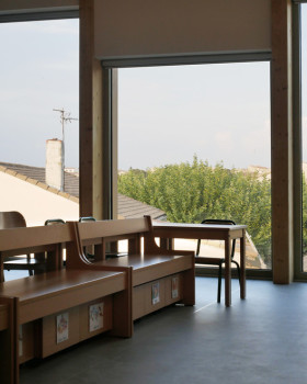 "Les Calades" School | 穿越时空的木构魅力