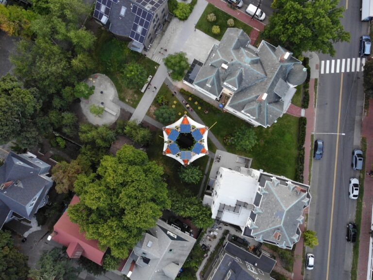 宝利大自然——城市生态系统

注：POLINATURE可能是一个品牌名或特定名称，这里音译为宝利大自然，如果它有特定规范译法，请结合实际情况调整 丨美国丨未明确提及主导设计方-84