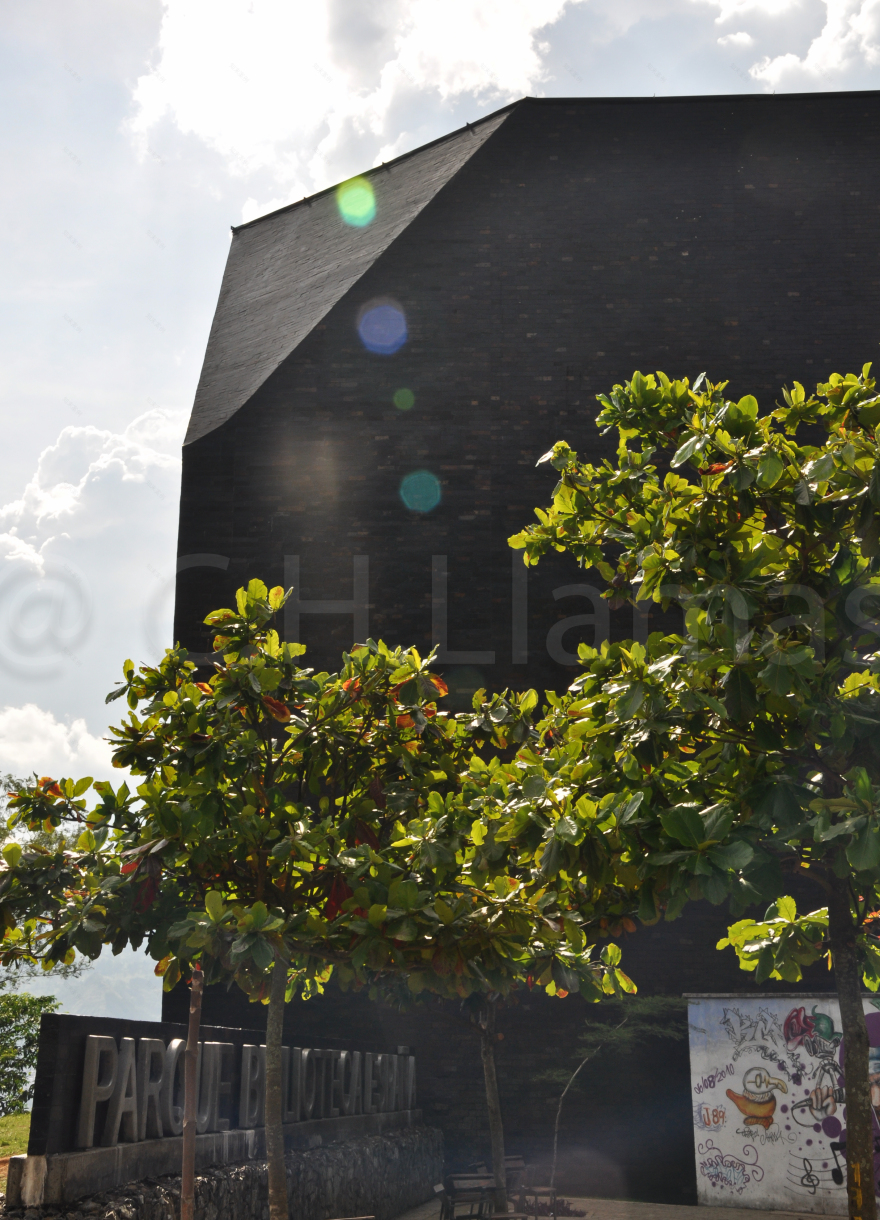 西班牙图书馆公园丨哥伦比亚丨Giancarlo Mazzanti-19