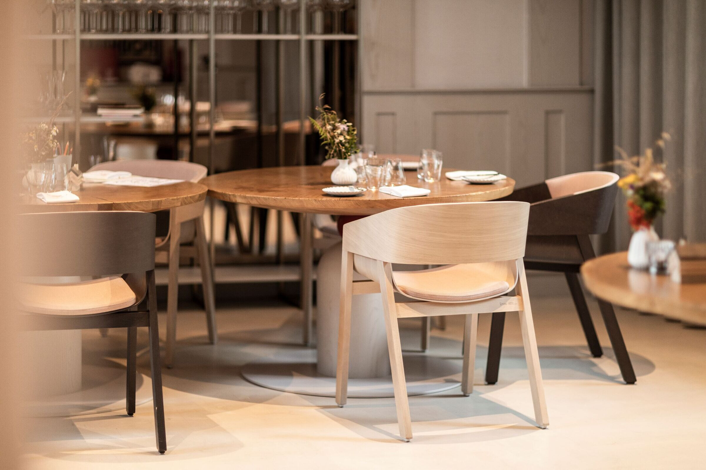 “自然之恋” 波兰知名主厨 Amaro 的“心”餐厅丨IDEOGRAF Paulina Czurak-23