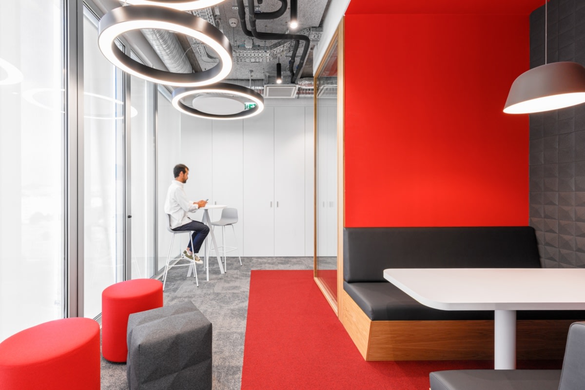 科菲迪斯里斯本办事处丨葡萄牙里斯本丨Cushman & Wakefield-8