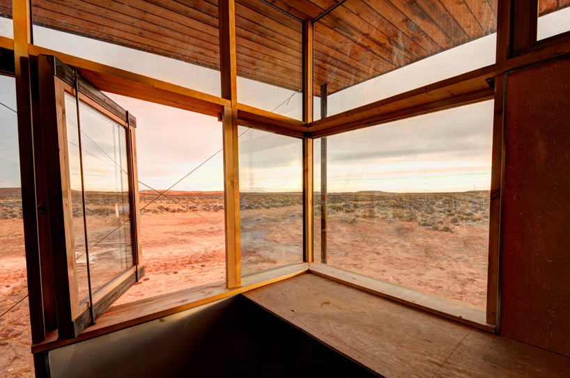 沙漠中的“宽檐帽”住宅丨科罗拉多大学丹佛分校学生,DesignBuildBLUFF 设计事务所-9