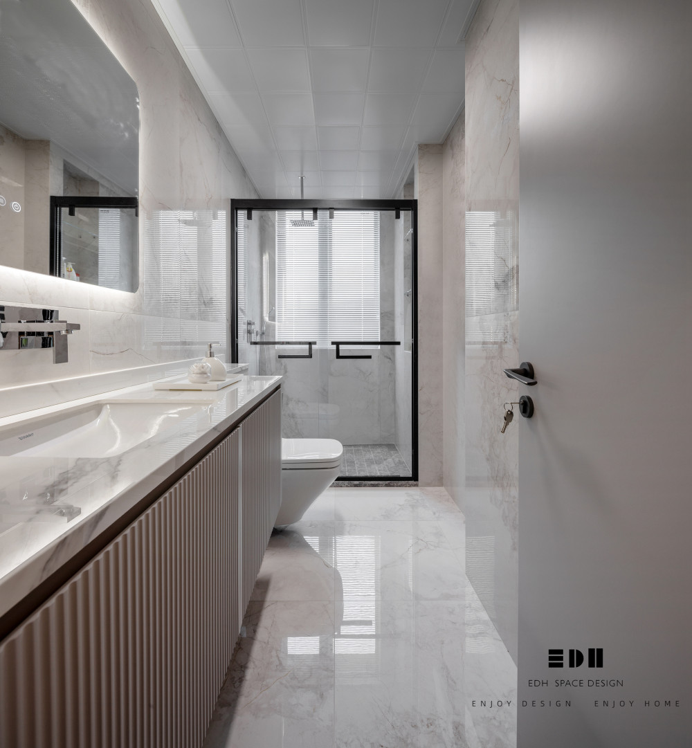 星空之梦 · 红金交织的现代家居空间-62