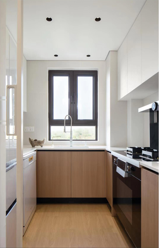 原木色+大白墙，打造简单温馨的住宅。-19