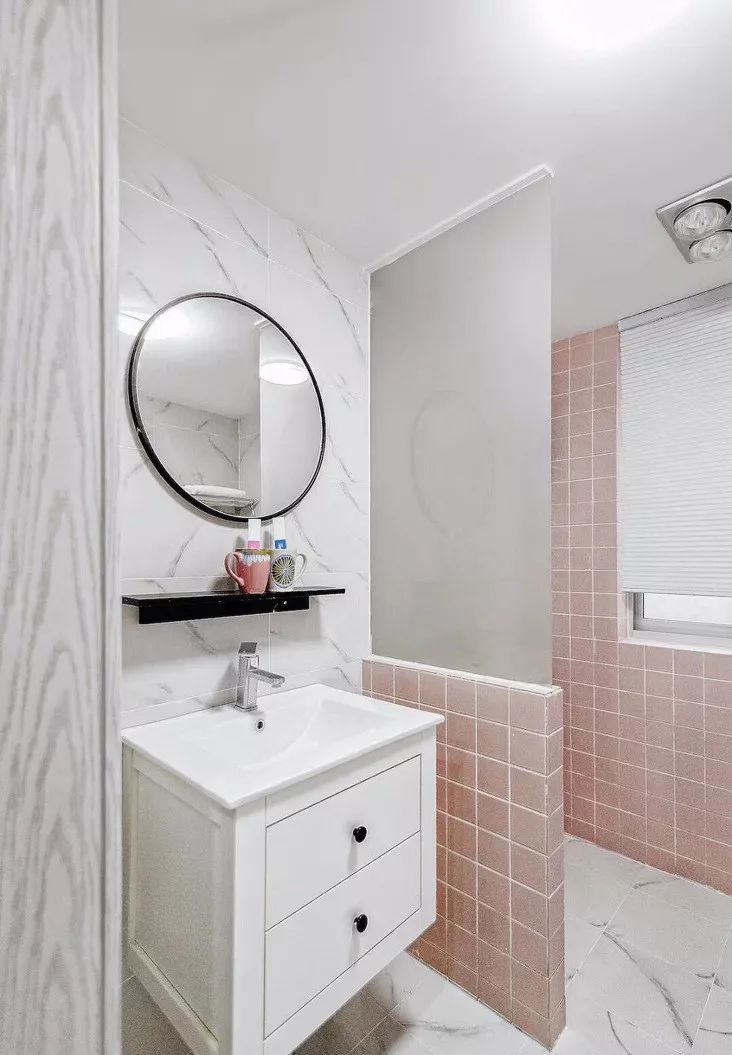 小卫浴空间装修宝典,让 3-6㎡的浴室焕然一新-38