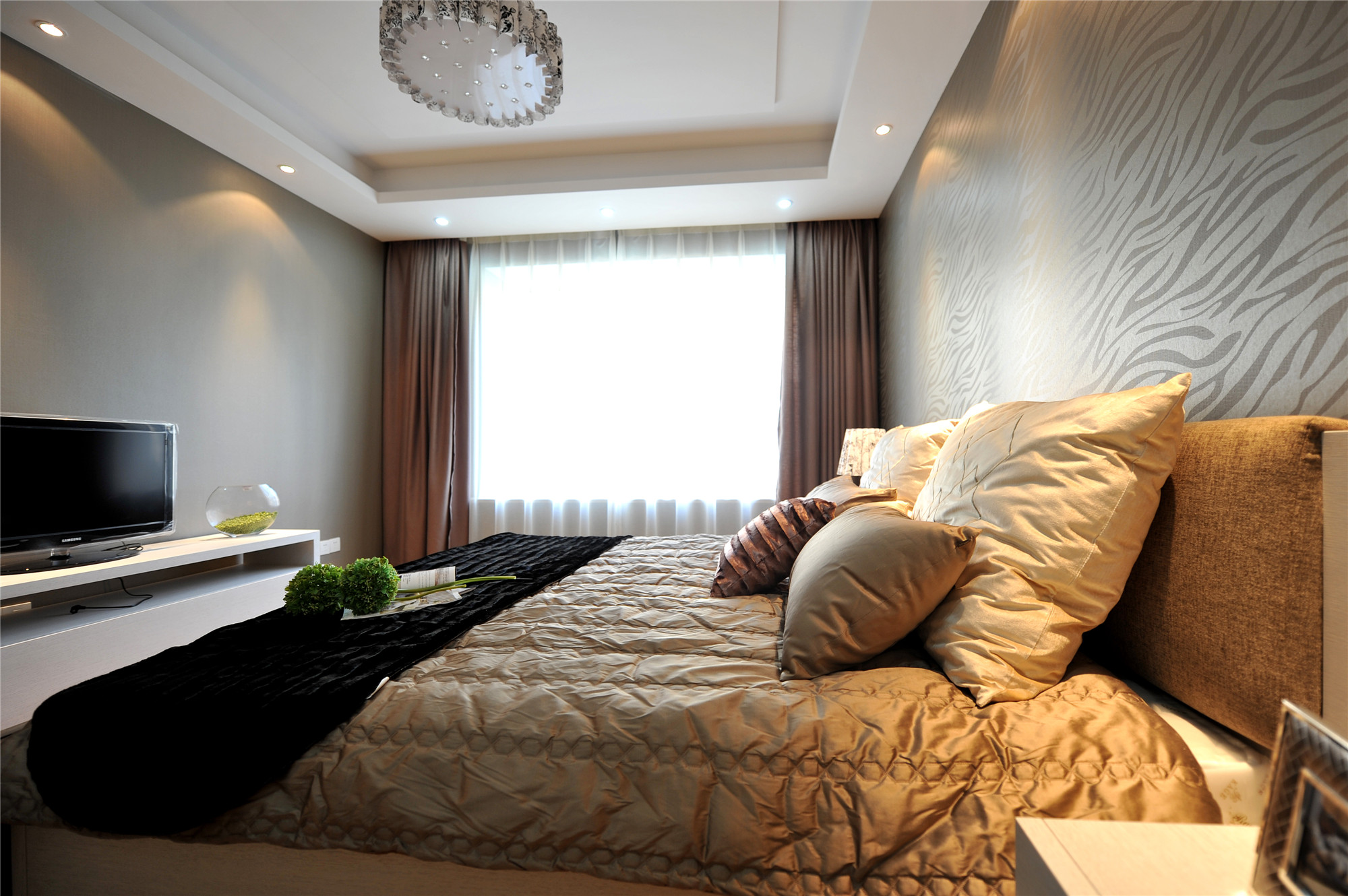 世茂一期联排别墅 | 优雅现代空间设计-3