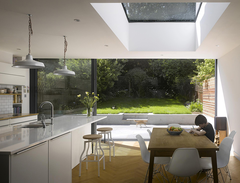 Redston Road Home in England Features a Contemporary Extension | Home Design Lover-31