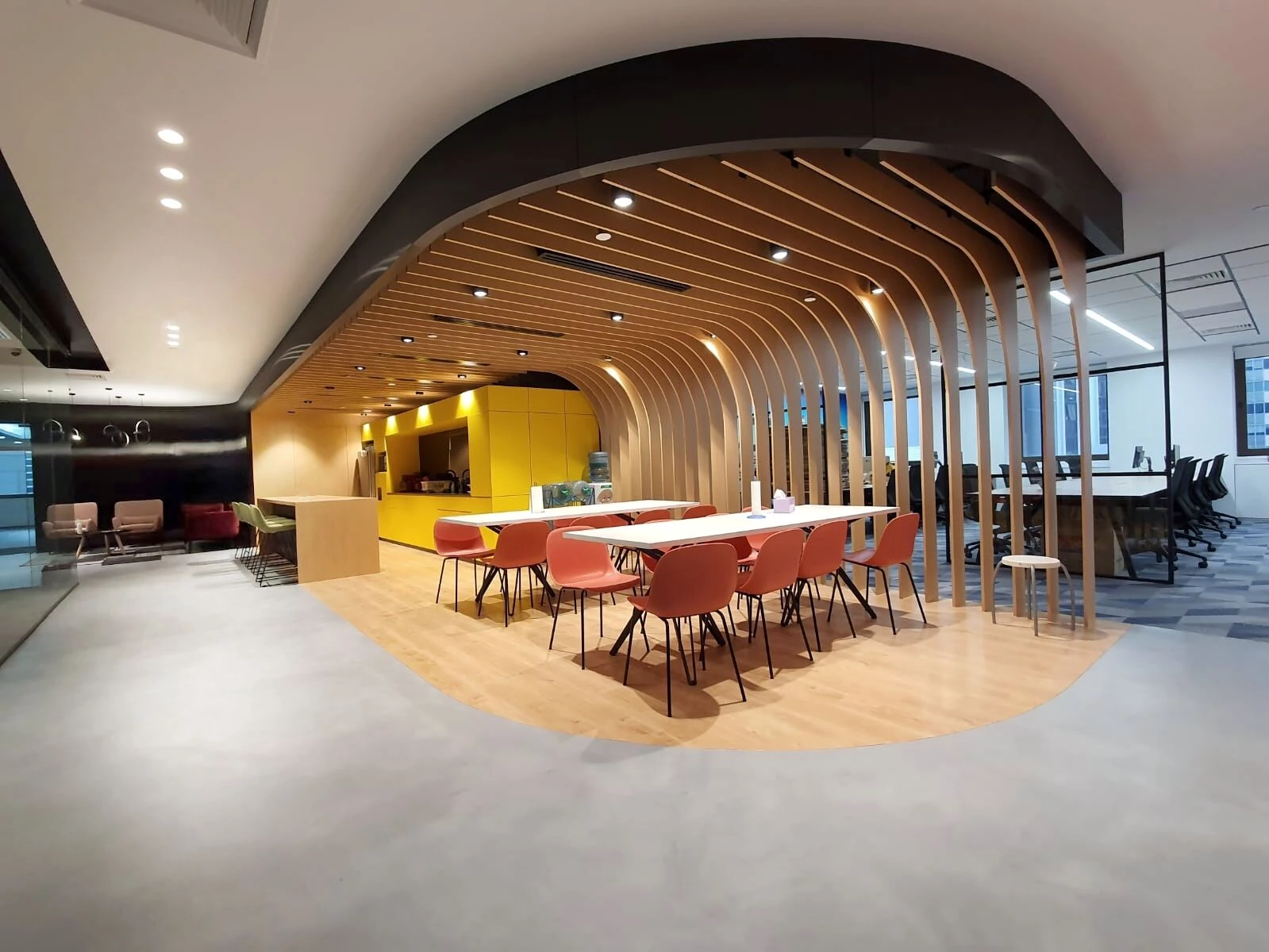 全球 70 个办公室的统一设计风格-12