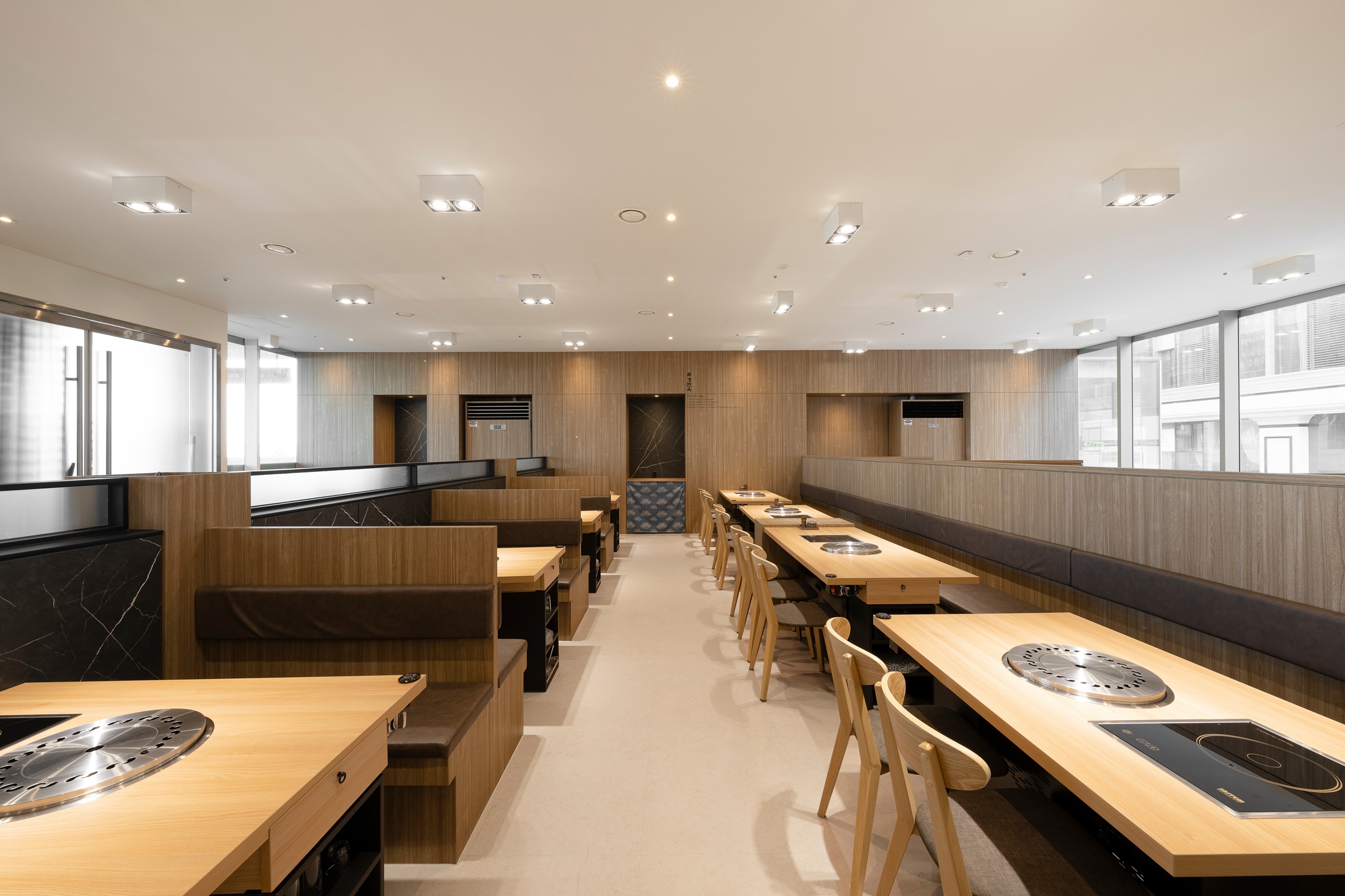 首尔某餐厅 | 极简主义的完美呈现-8