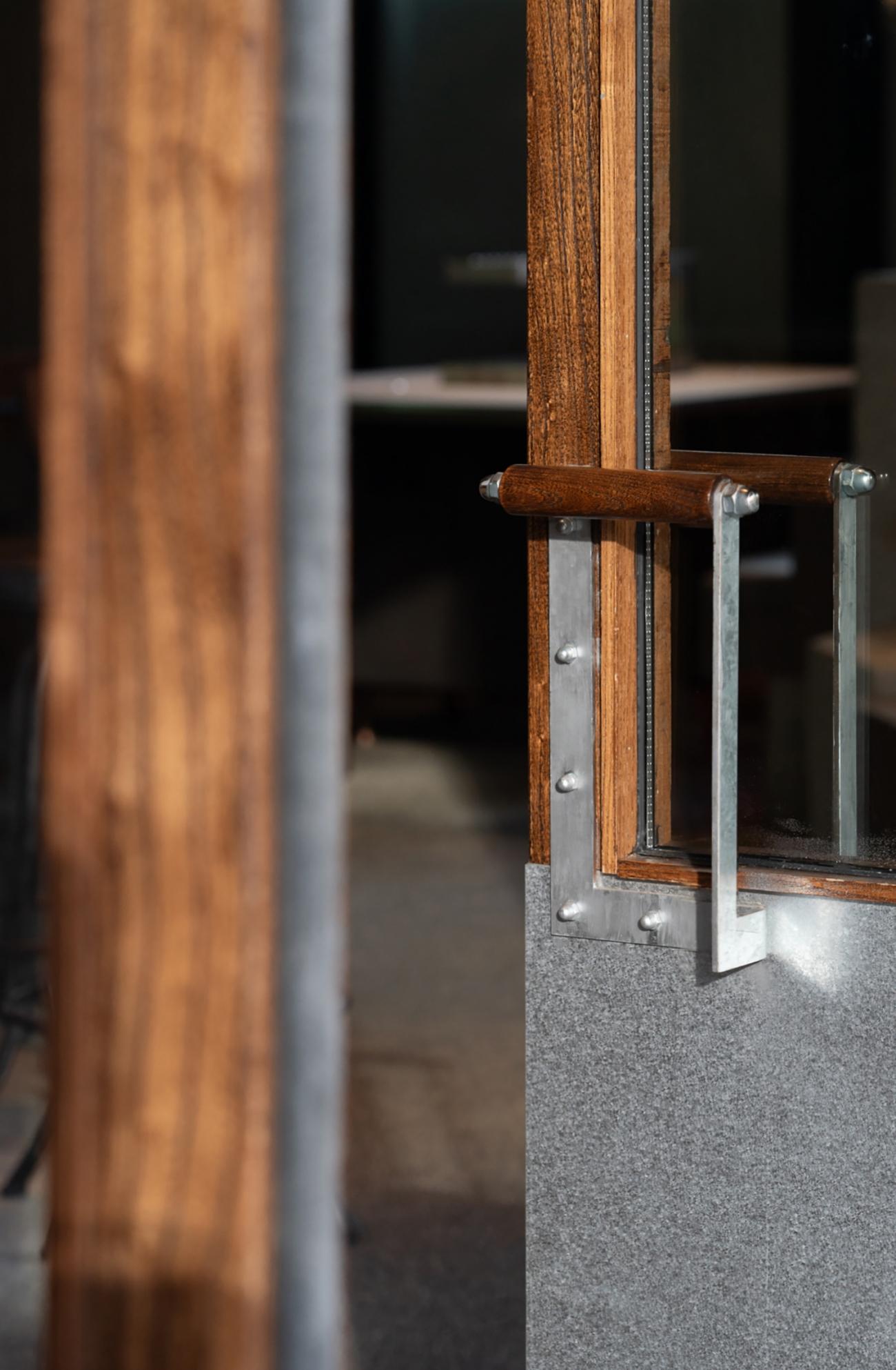 肉串汪上海外滩店丨中国上海丨IN.X屋里门外-41