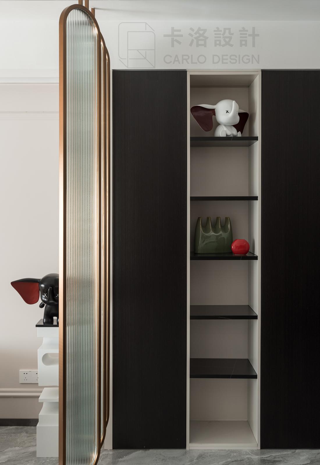 现代奢宅轻调 · 狭长户型的妙手改造-18