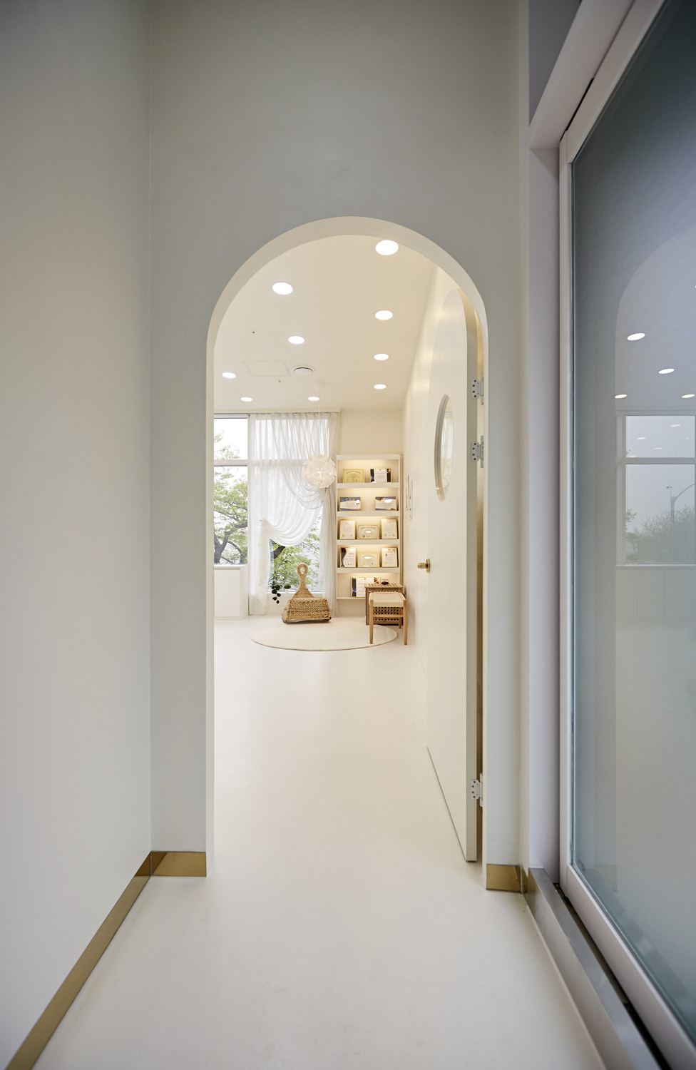 首尔 SPS Academy 15 坪现代美容院设计-17