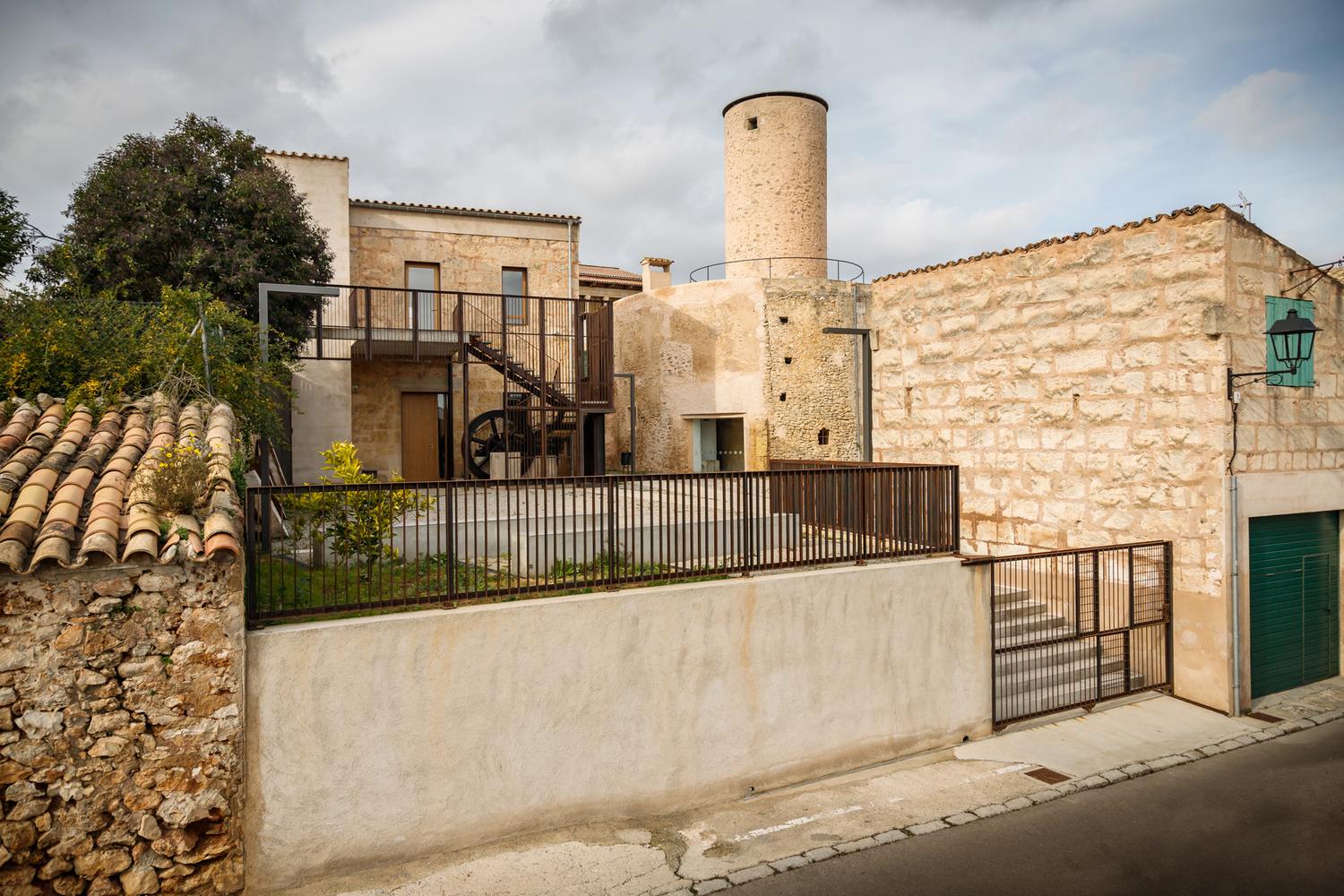 西班牙 Molí de Can Suau 遗产建筑丨Montis Sastre Arquitectura-11